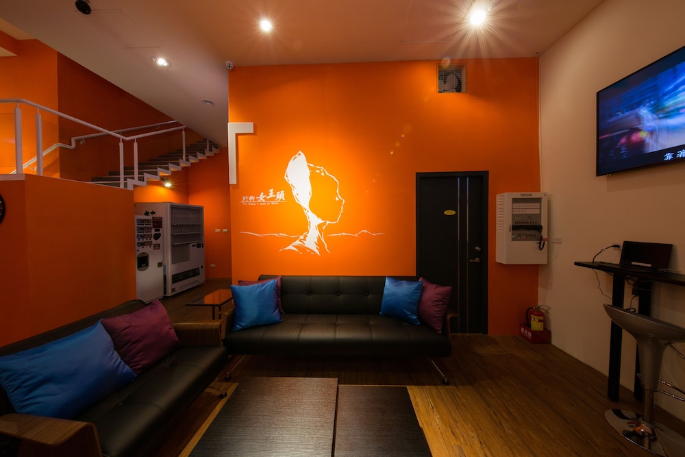 Sleep Box Hostel 40/50