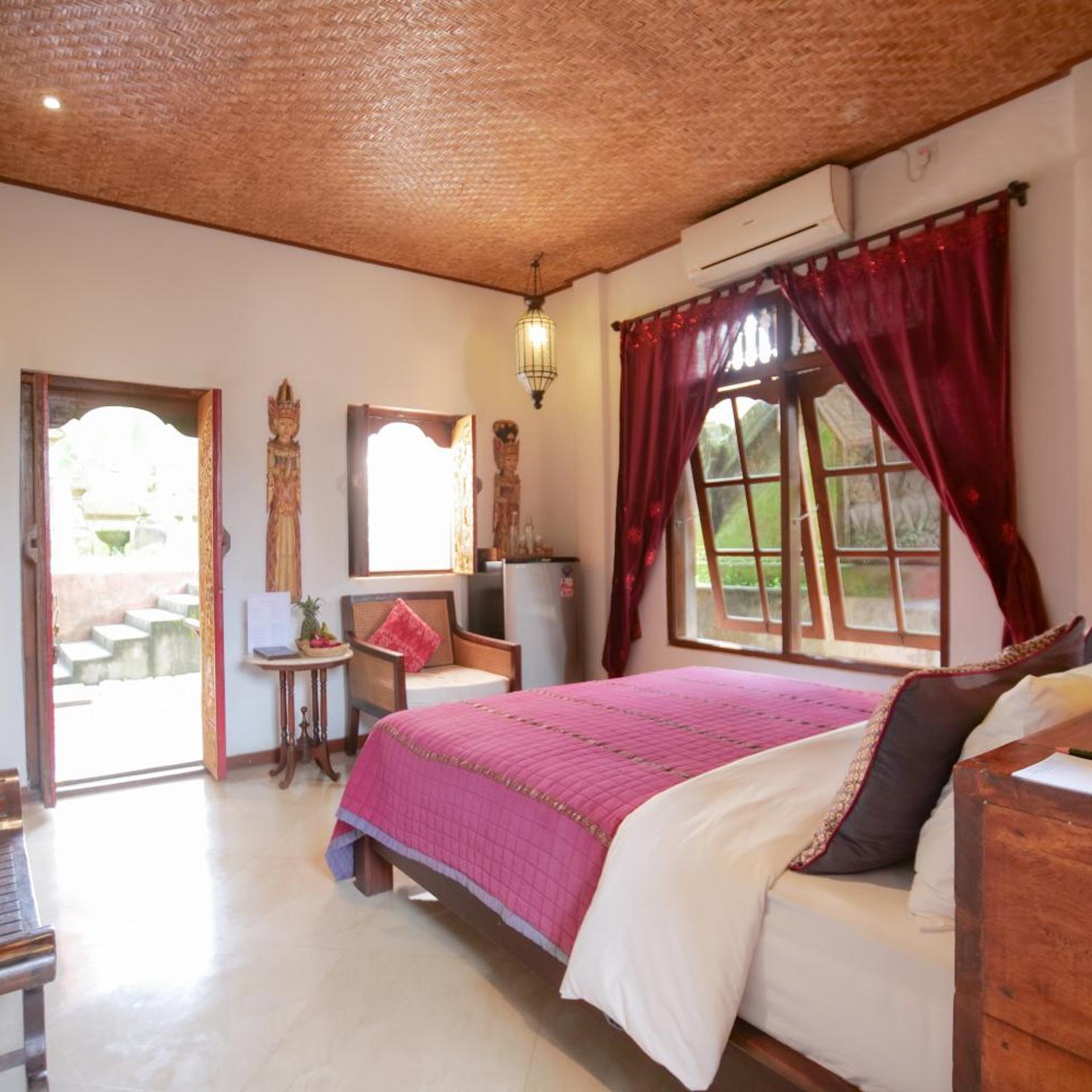 Room, Double Bed