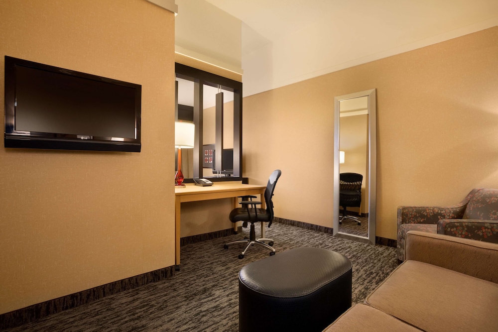 Doubletree By Hilton Hotel Oklahoma City Airport 21/45