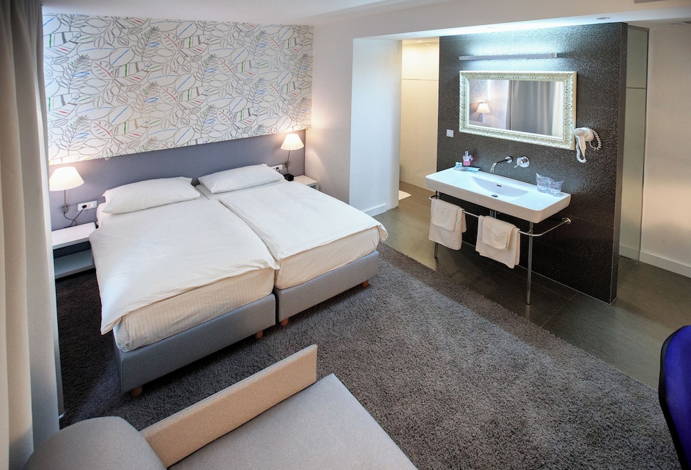 Jona Rooms Podstrana 15/49