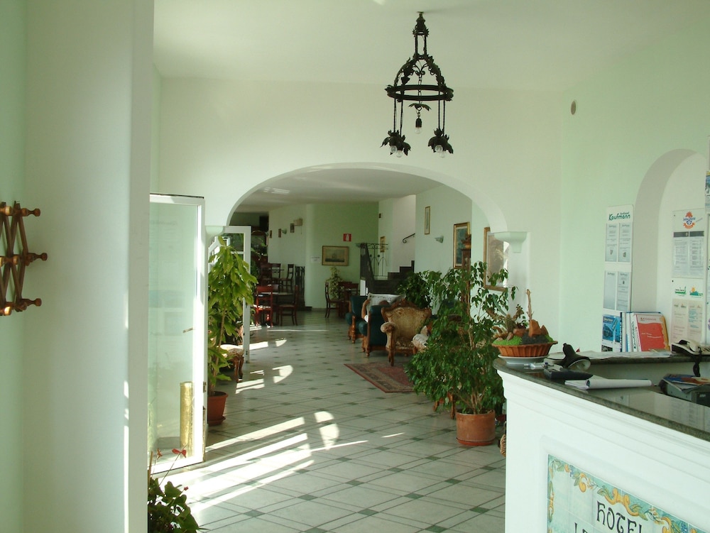 Hotel La Ginestra 4/32