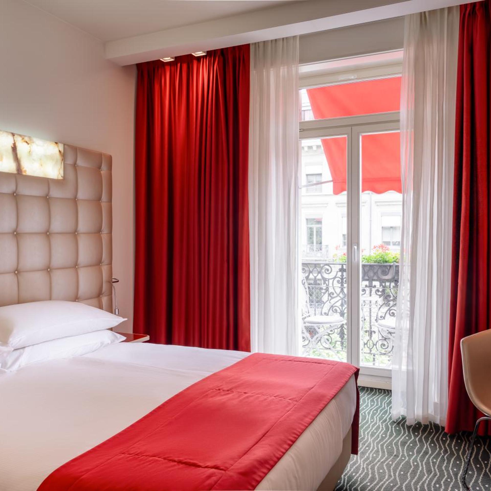 Top, Double Bed, with View, Balcony