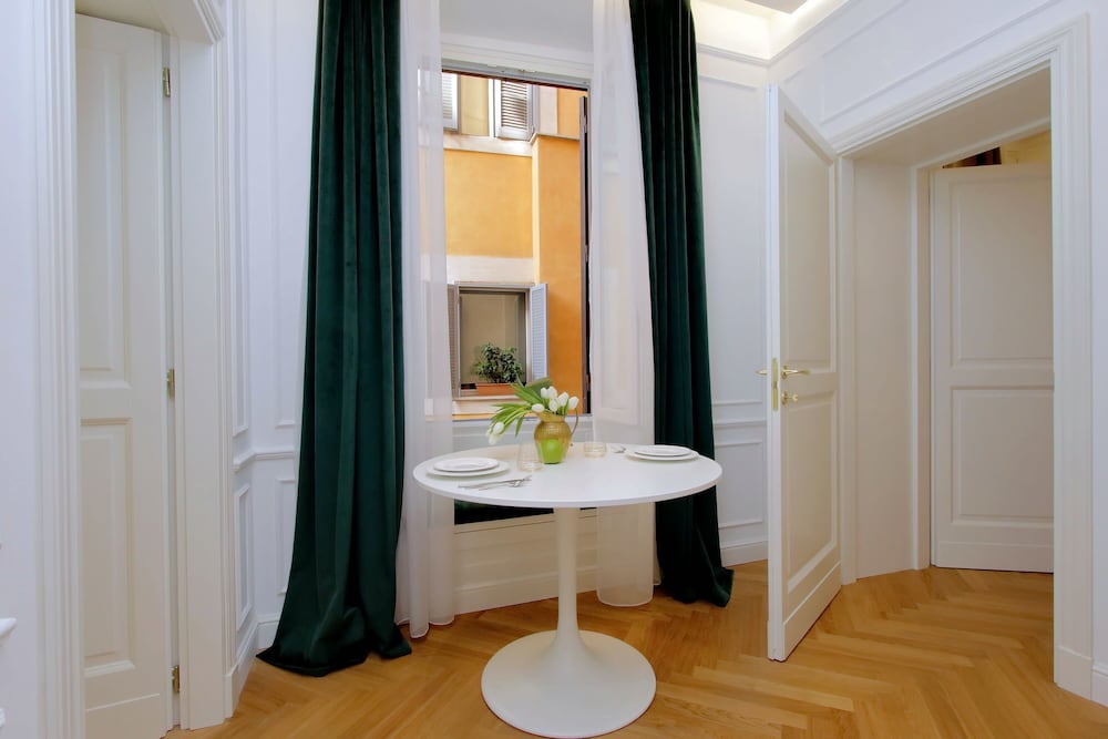 Domna Luxury Suites 20/23