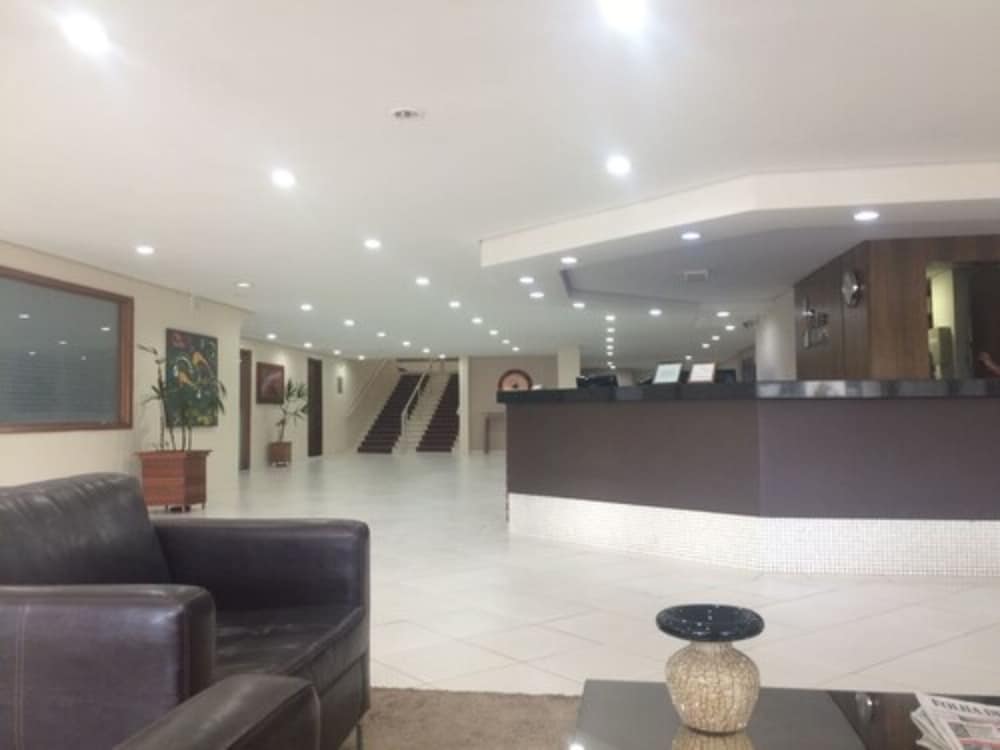 Realce Hotel 12/71