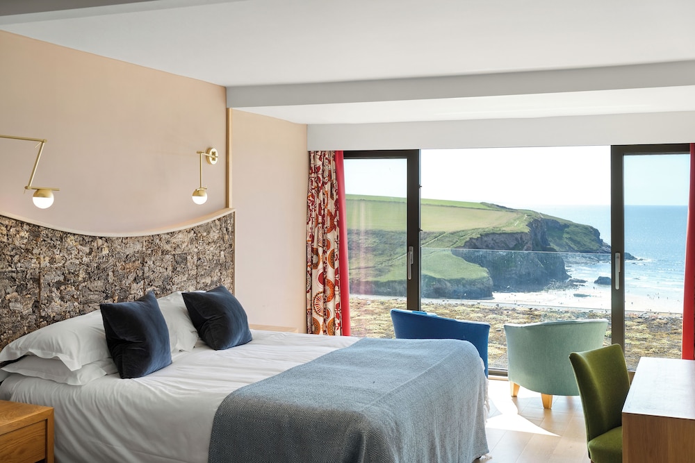 ROOM, DOUBLE OR TWIN BED, SEA VIEW