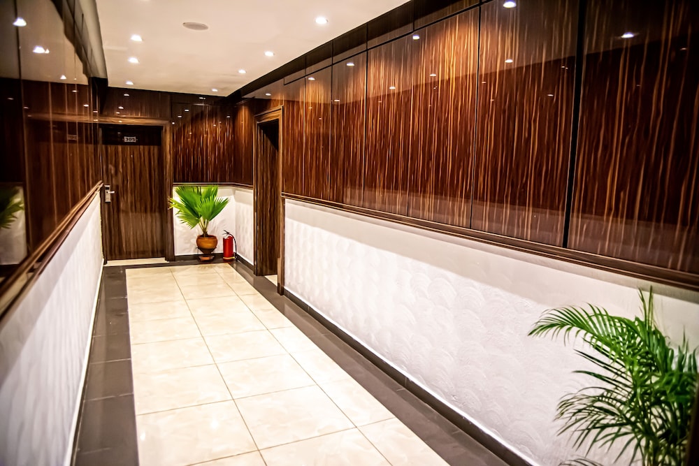 Caledonian Suites 4/63