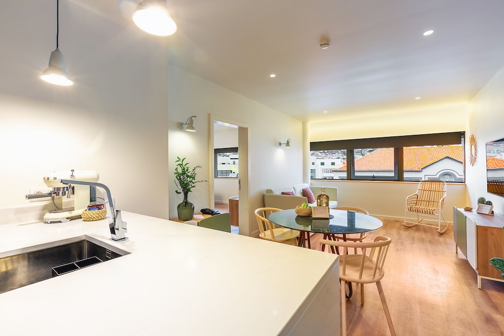 Three House Hotel 22/41