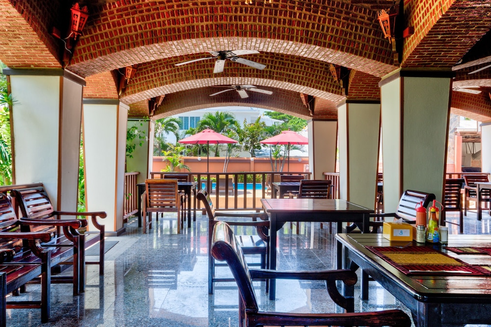 Palm Beach Resort 46/70