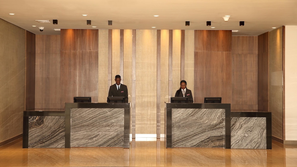 Crowne Plaza Airport Panama 12/79