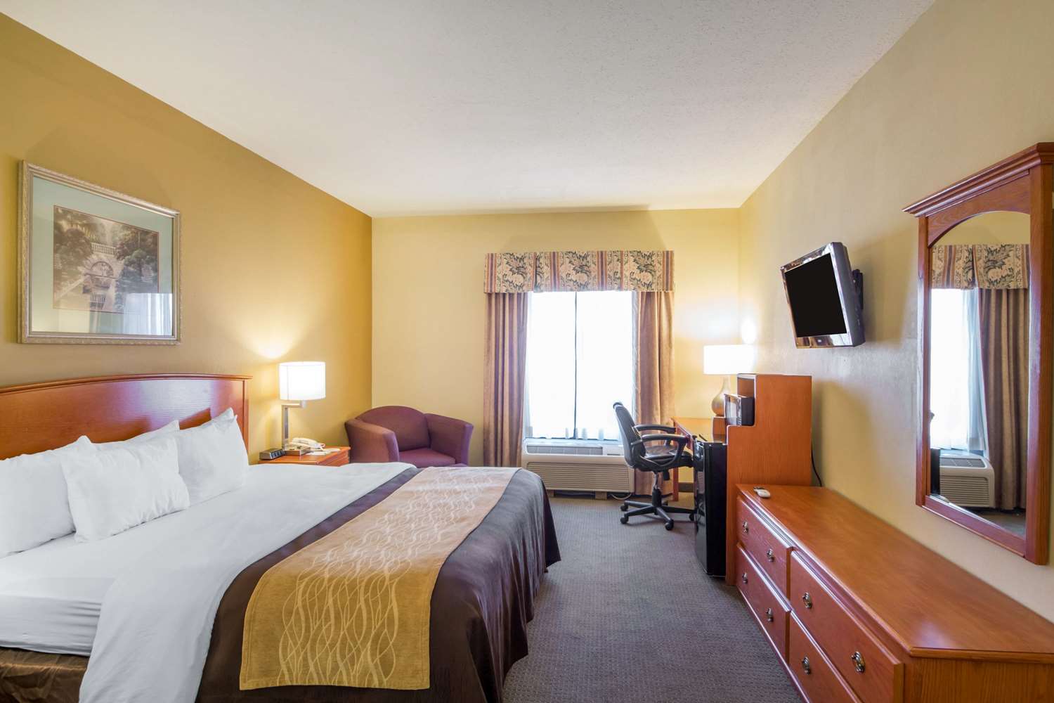 Quality Inn and Suites MidAmerica Industrial Park Area 9/21