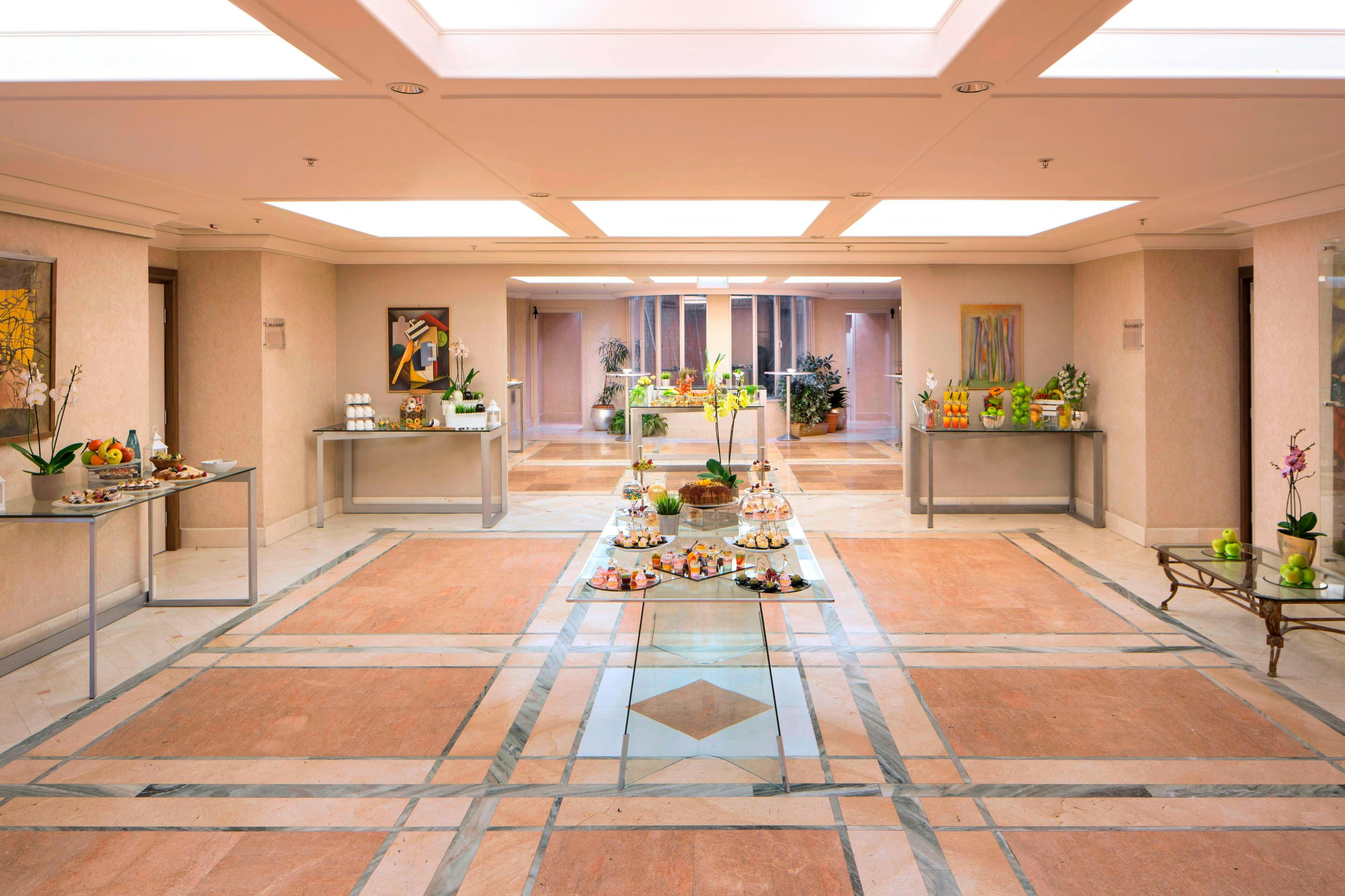 Courtyard By Marriott Rome Central Park 7/72