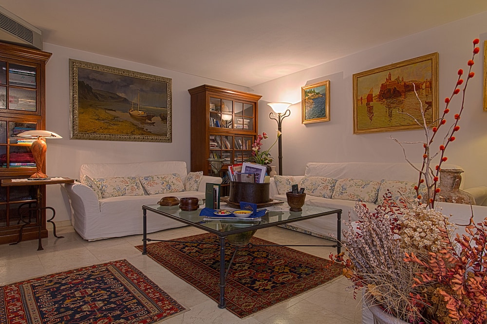 Villa Tuttorotto 6/50