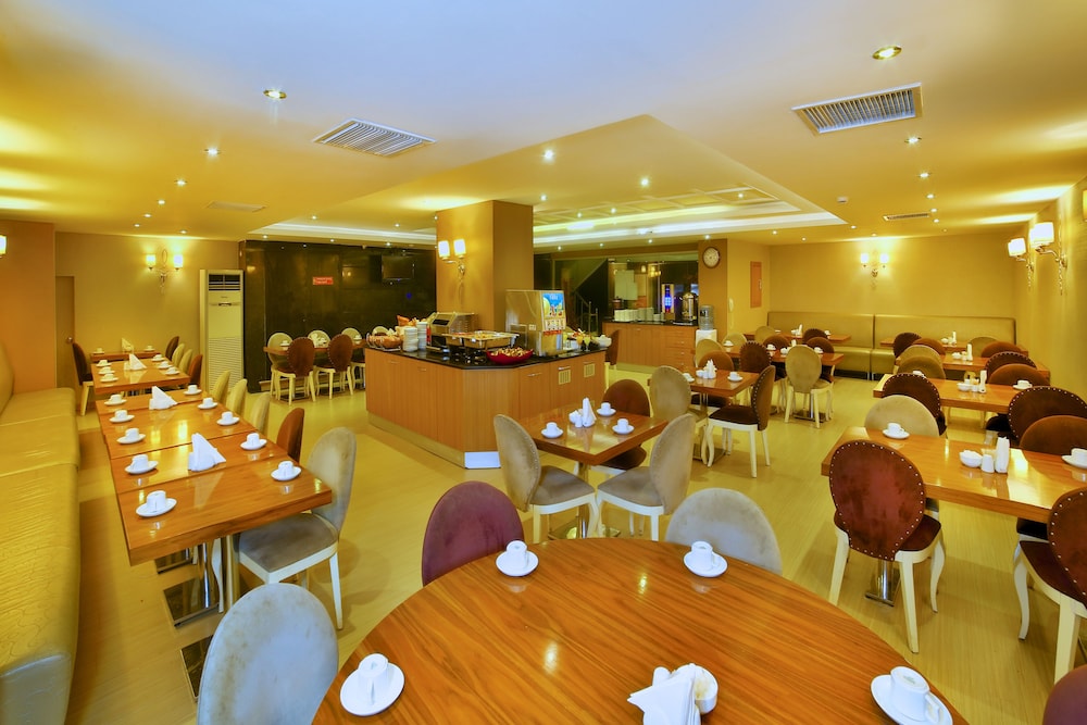 Grand Emin Hotel 37/47