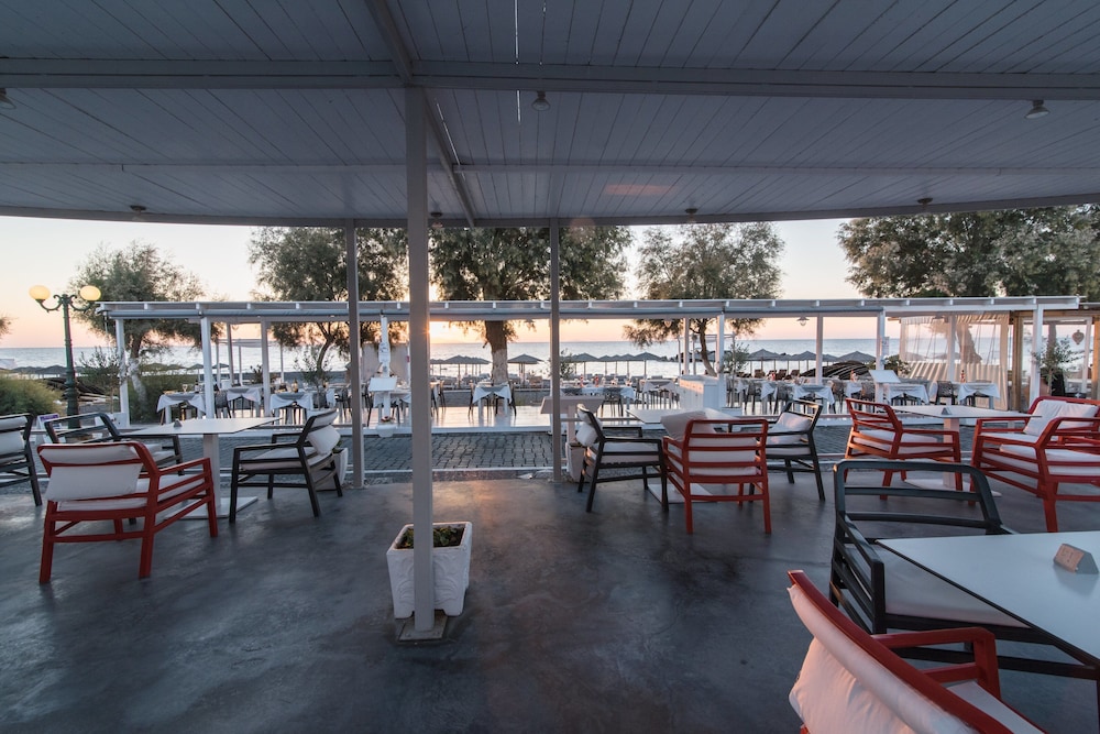 Beach Boutique Hotel 42/67