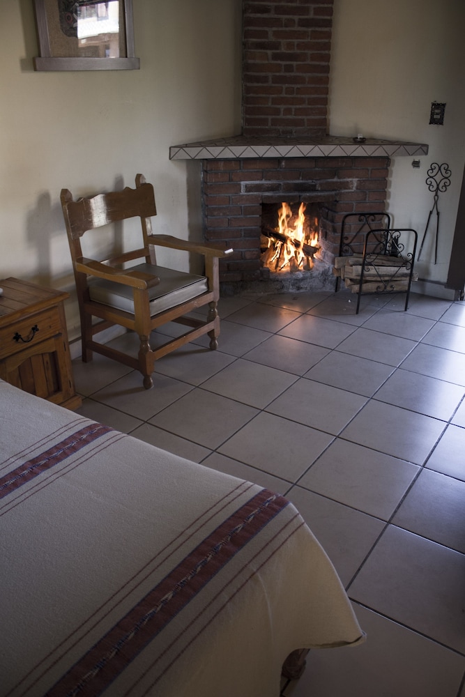 Hotel Pie de la Sierra 24/50