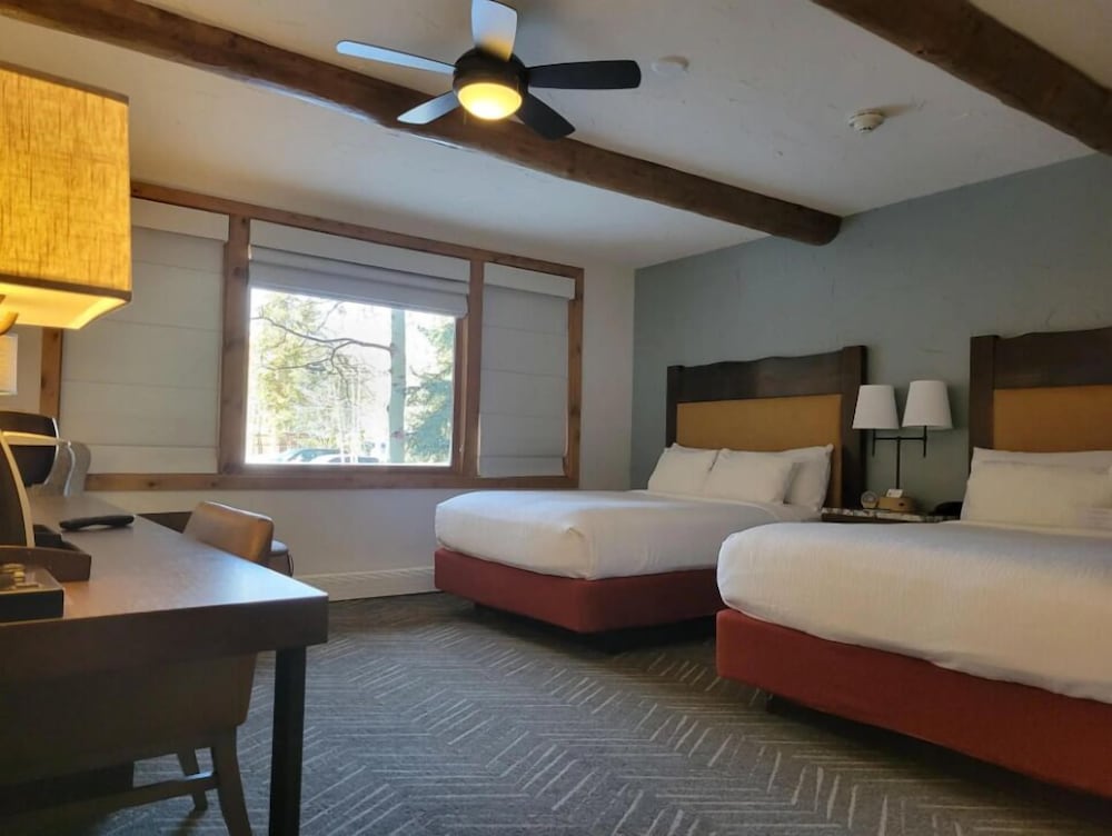 The Lodge at Breckenridge 14/50