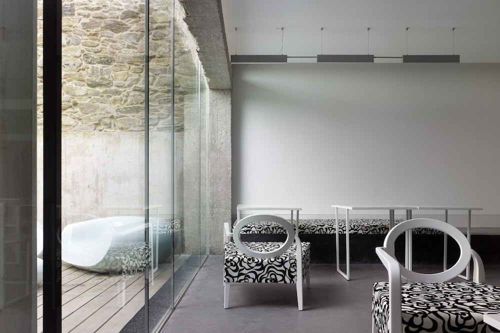 Hotel Moure 45/50