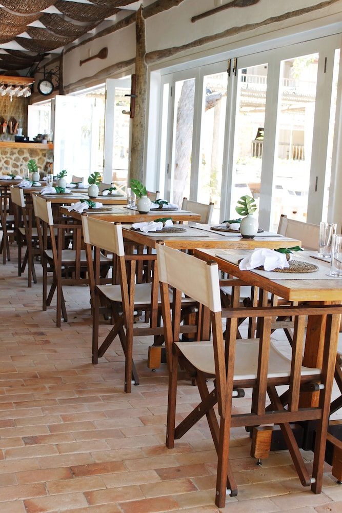 TW GUAIMBE HOTEL EXCLUSIVE SUITES 44/60