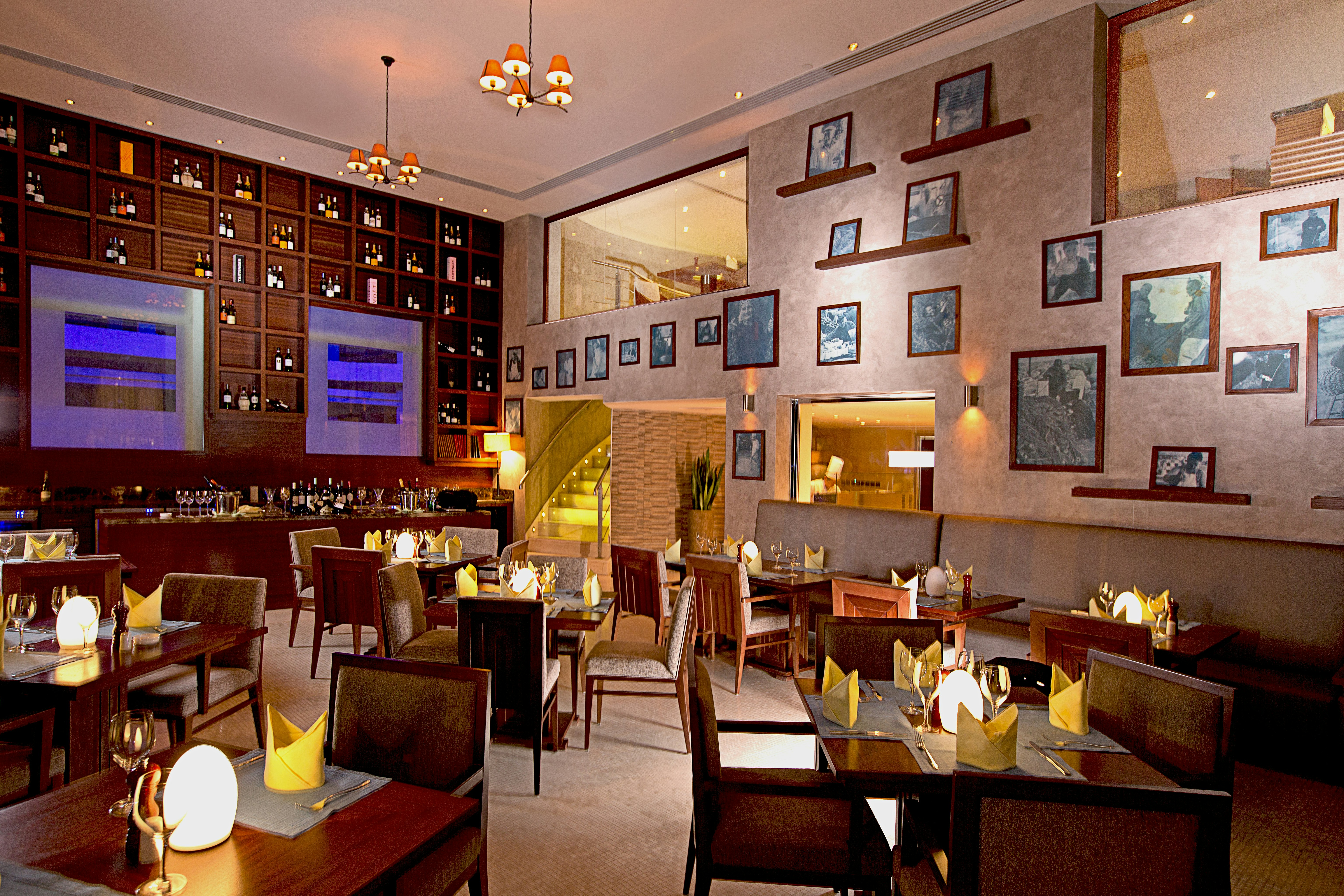 Copthorne Hotel Baranan 50/60