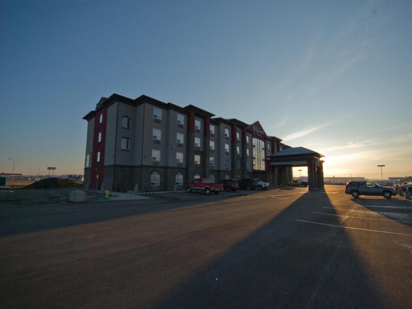 Redwood Inn Suites Grande Prairie 6/61