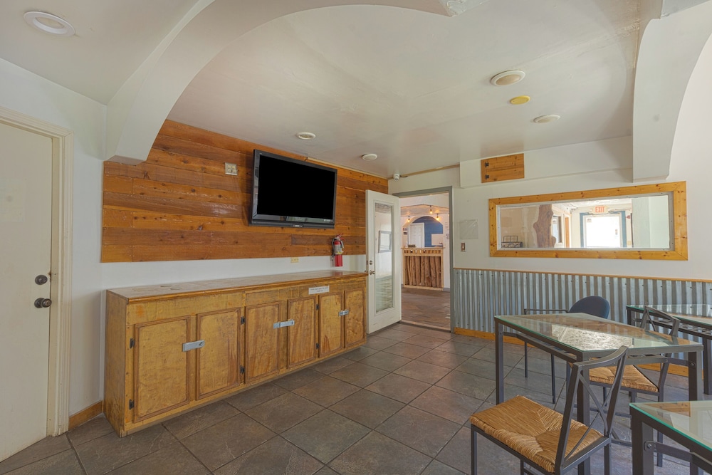 Hotel Houston, TX near Medical Center/NRG Stadium 26/39