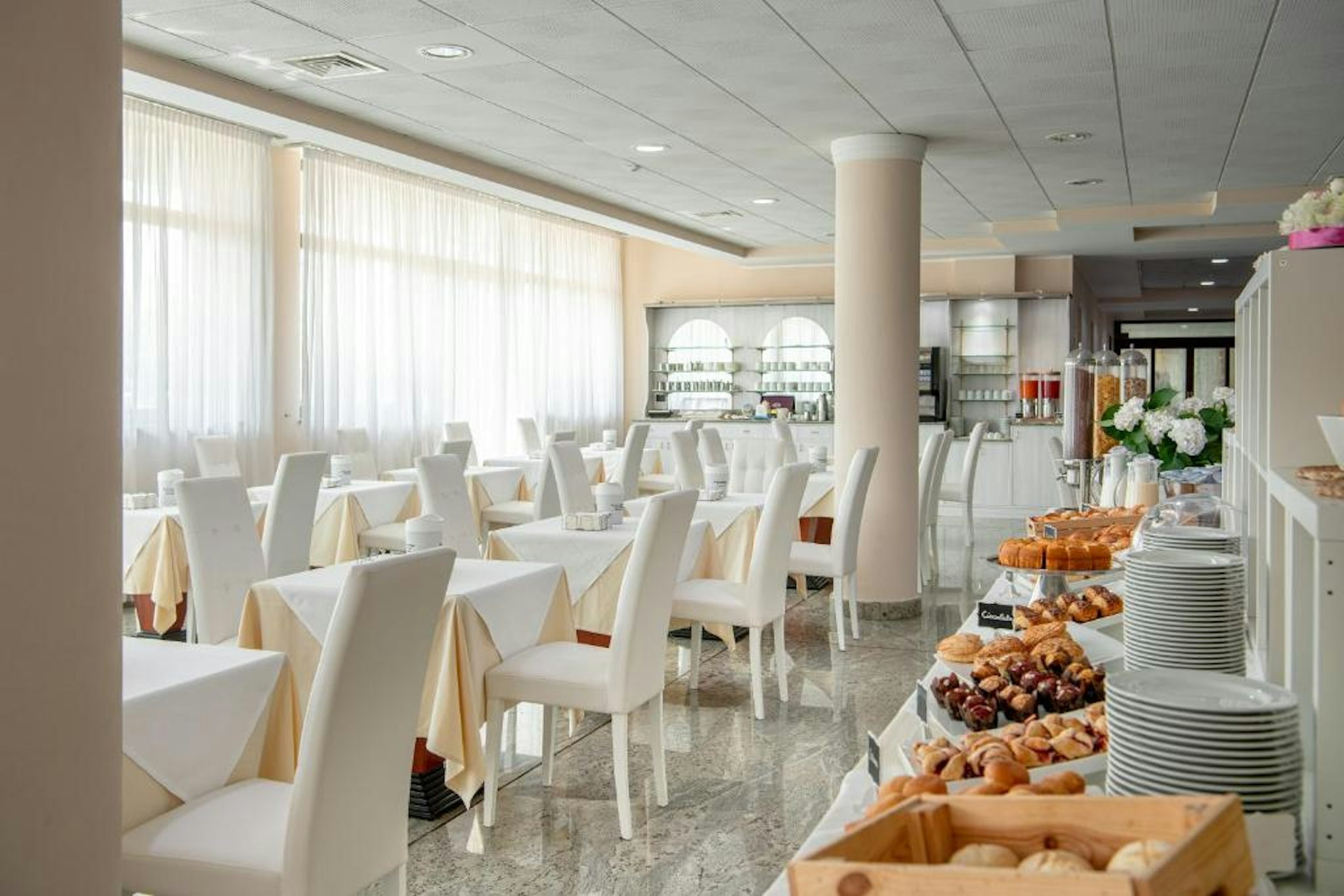 Rivoli Hotel 27/36