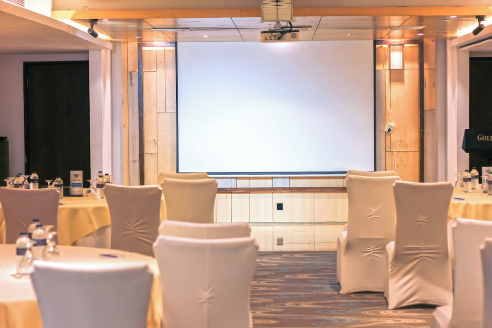 Golden Tulip the Grandmark Dhaka 52/60