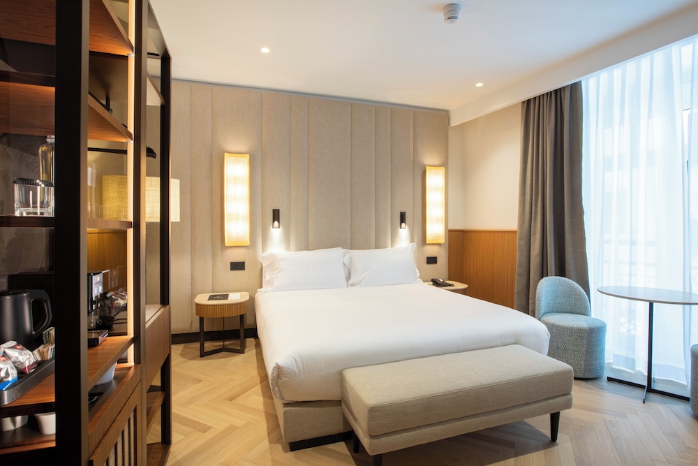 غرفة سوبيريور بسرير كوين، Circle 6 Rome Hotel 3/8