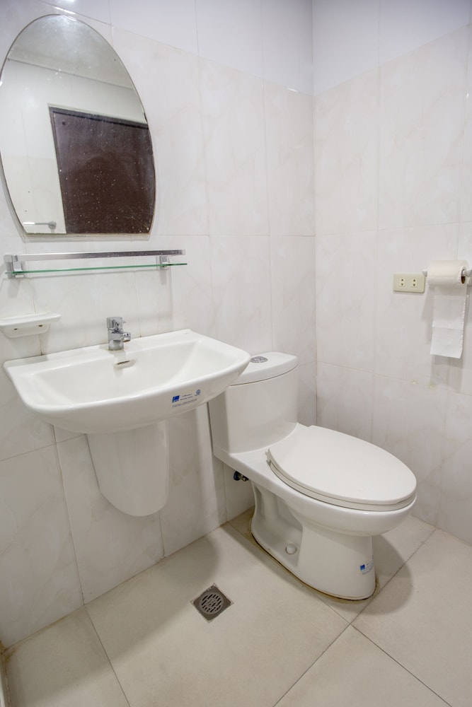 PJ Inn Hotel 41/43