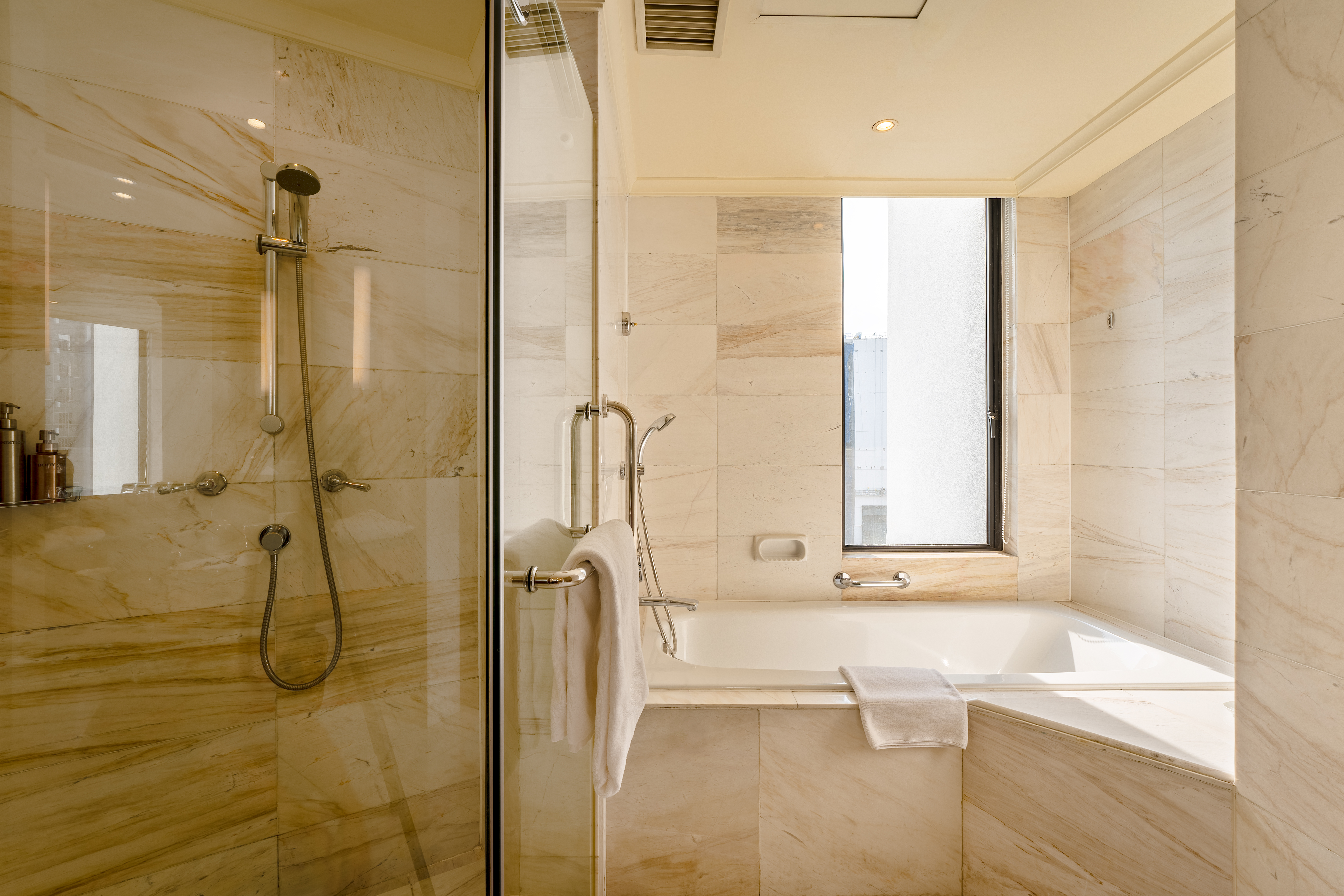 غرفة تنفيذية بسرير مزدوج بإطلالة على المتنزه، Hotel Du Parc Hanoi 6/7