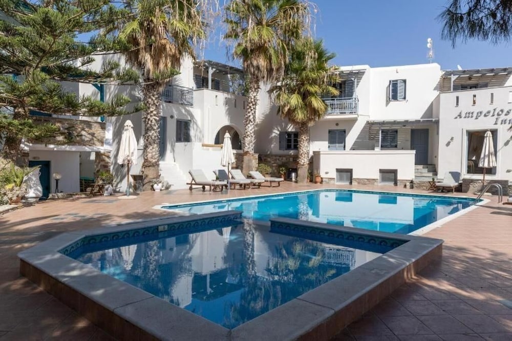 Ampelos Inn 29/47