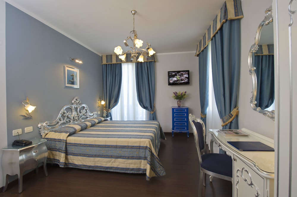 Viktoria Palace 32/76