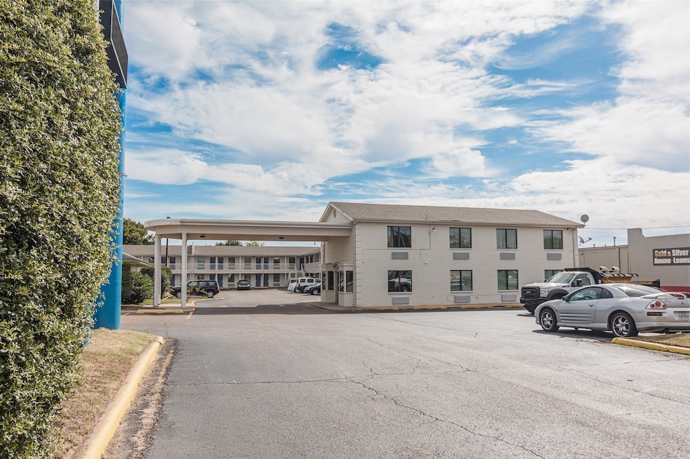 Motel6 Texarkana, AR 34/41