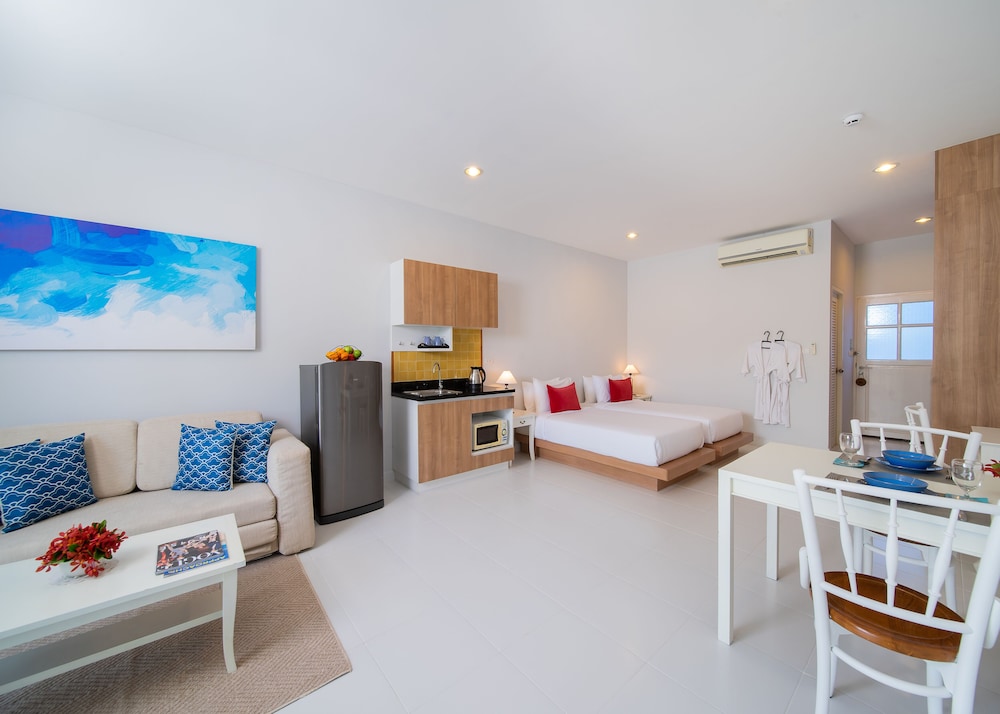 Blu Marine Hua Hin Resort And Villas 20/50