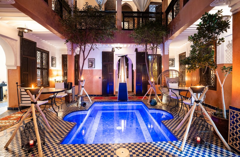 Riad Alaka 32/50