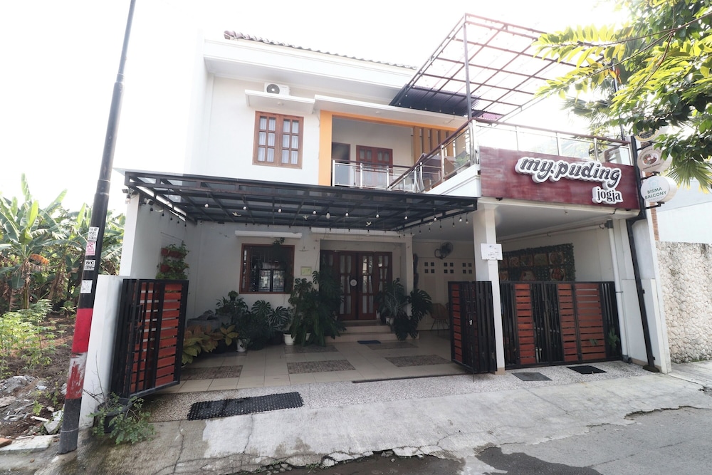 Bisma Balcony Homestay 12/64