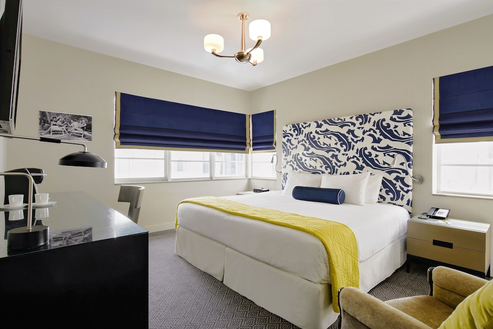 Hotel Breakwater South Beach 6/50