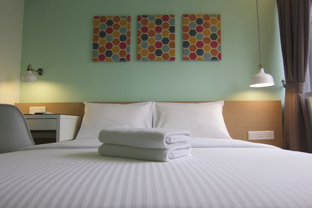 SUPERIOR, DOUBLE BED