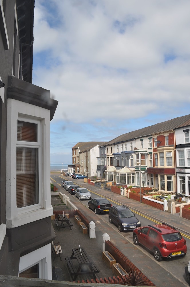 Olive Lodge Blackpool 2/29
