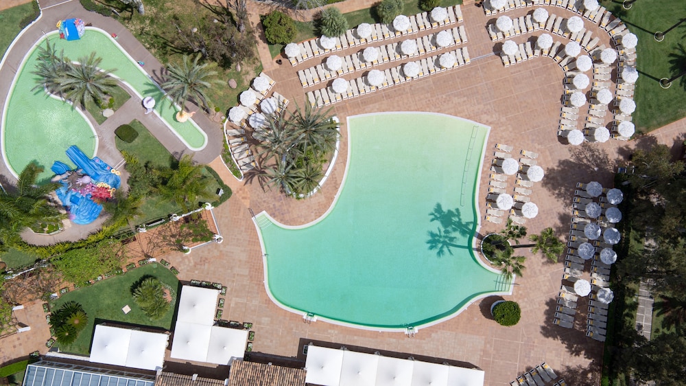 Iberostar Waves Ciudad Blanca 44/49