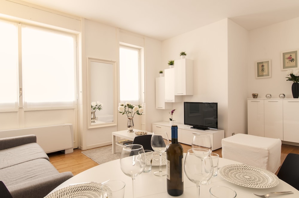 Milan Royal Suites Magenta Luxury Apartments 33/50