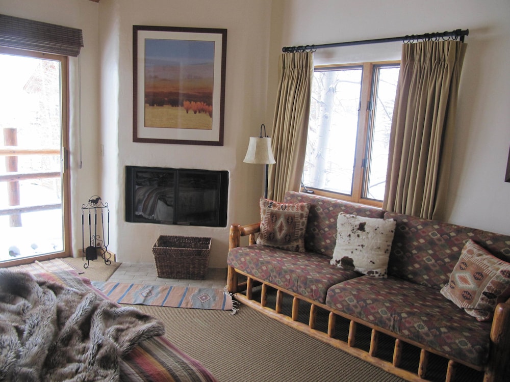 Spring Creek Ranch 40/75