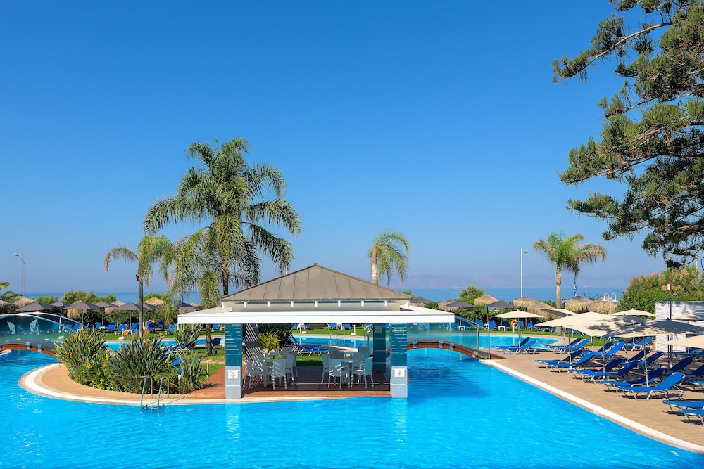 Oceanis Beach Hotel 38/50