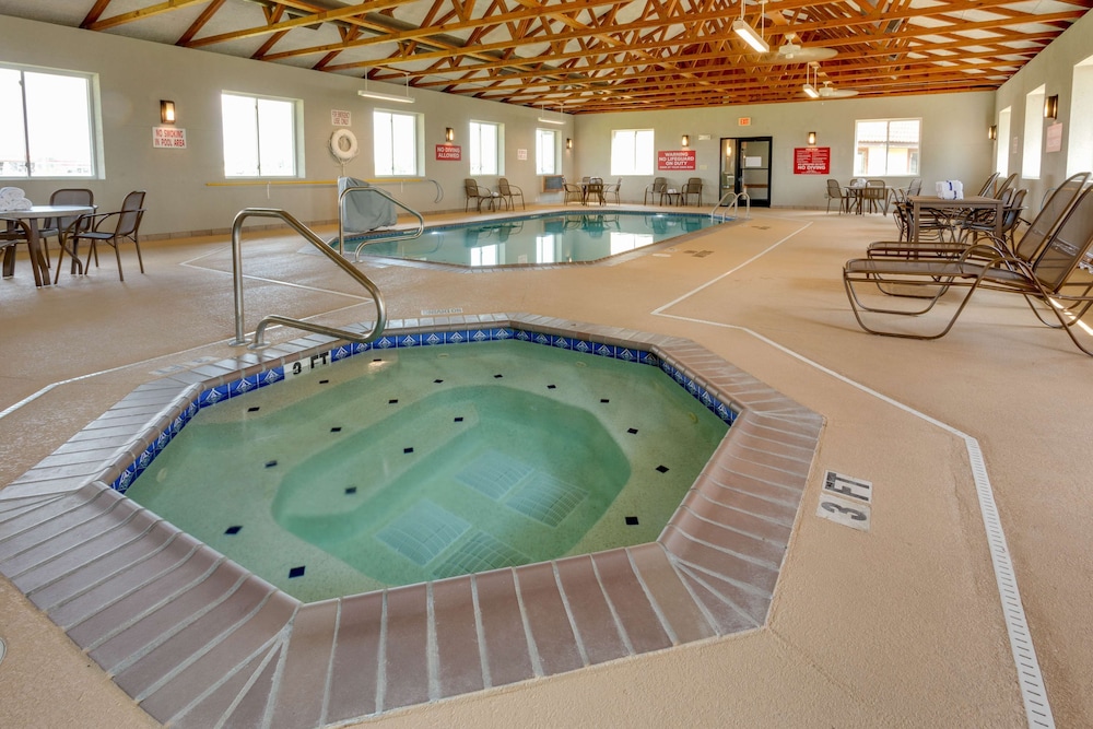 Drury Inn and Suites Hayti Caruthersville 20/34