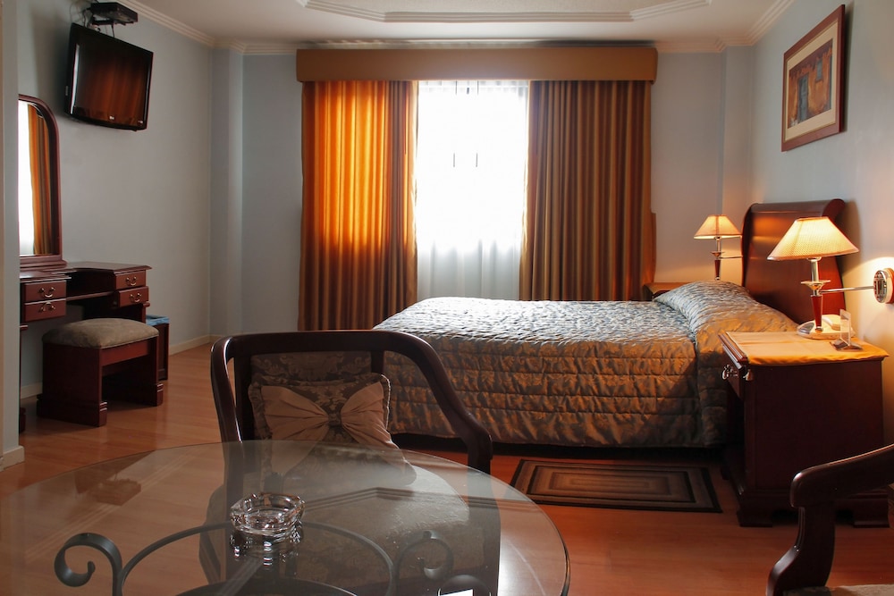 Hotel Yanuncay 9/38