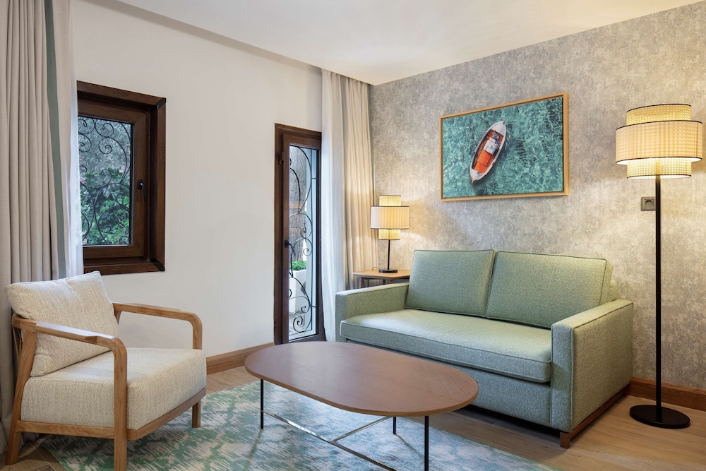 DoubleTree by Hilton Bodrum Marina Vista 33/43