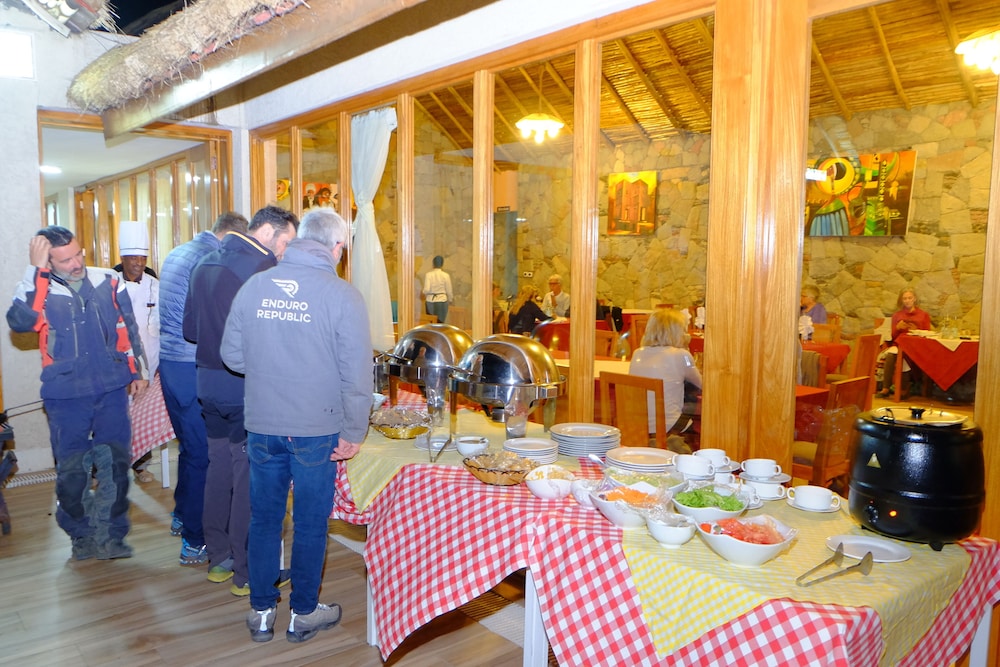 Mezena Lodge 38/50