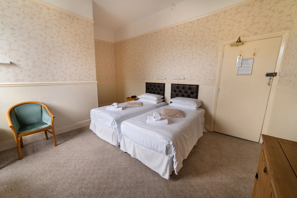 Devonshire Hotel 17/54