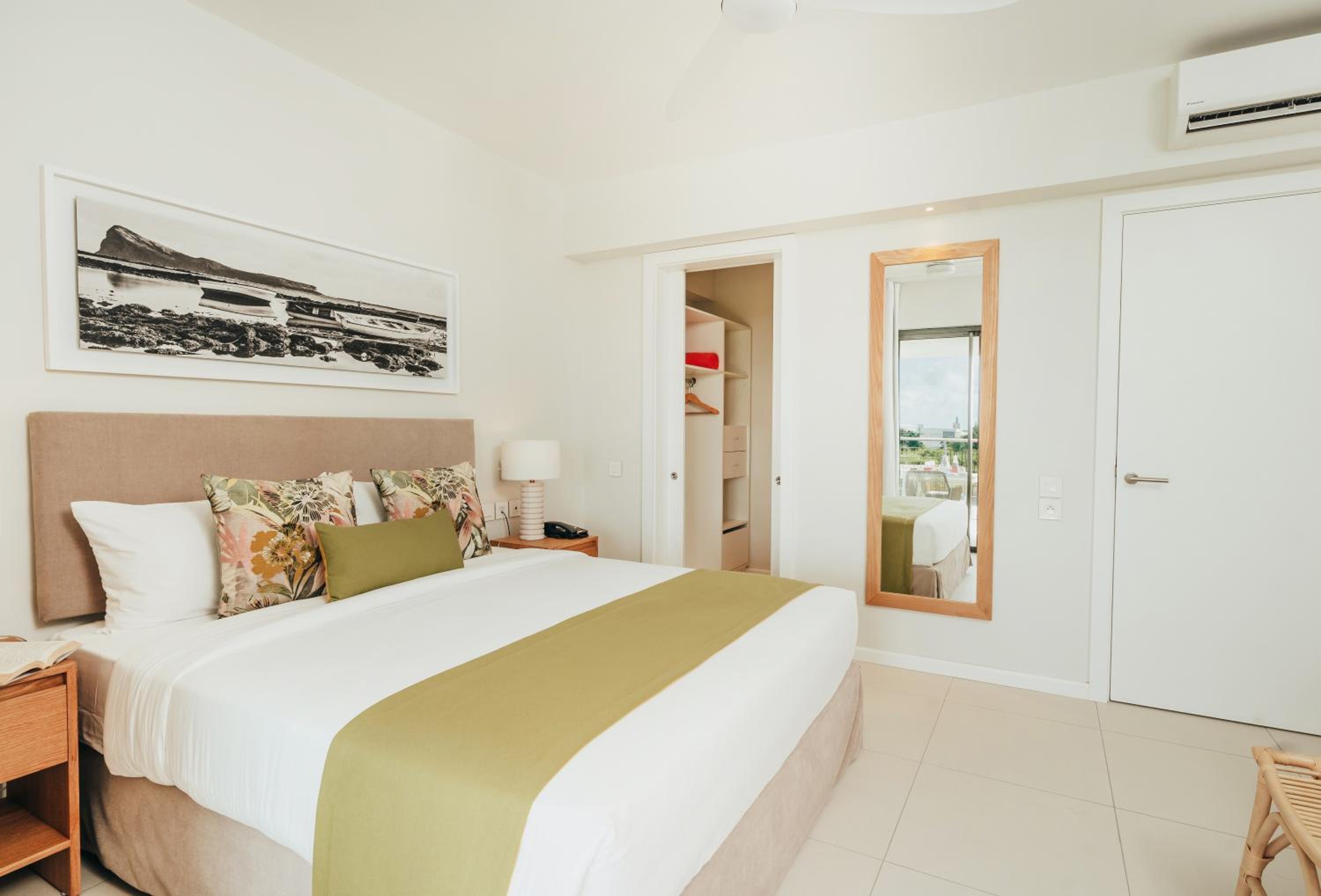 One Bedroom Apartment