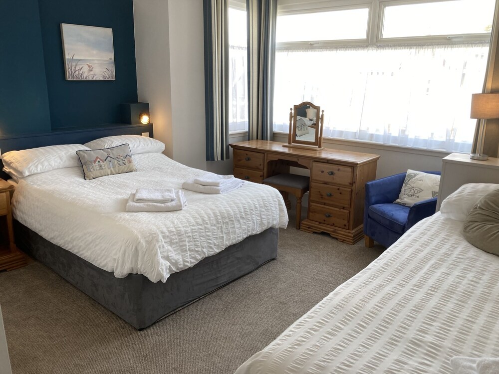 Summer Breeze Guest House - B&B 9/42